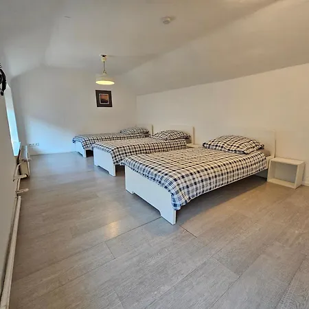 Gepflegte Monteurwohnung In * Rommerskirchen